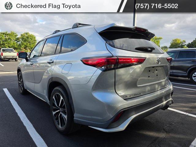used 2021 Toyota Highlander car, priced at $34,871
