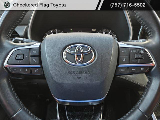 used 2021 Toyota Highlander car, priced at $34,871