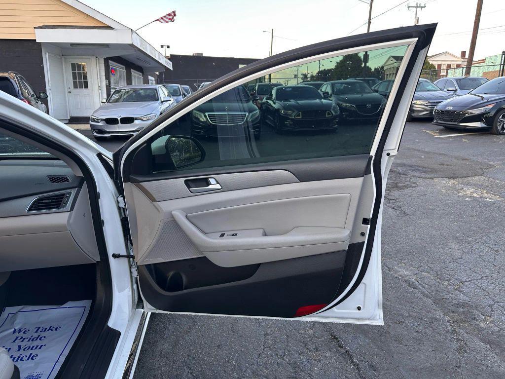 used 2016 Hyundai Sonata Hybrid car, priced at $8,499