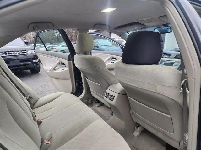 used 2007 Toyota Camry Hybrid car, priced at $5,999