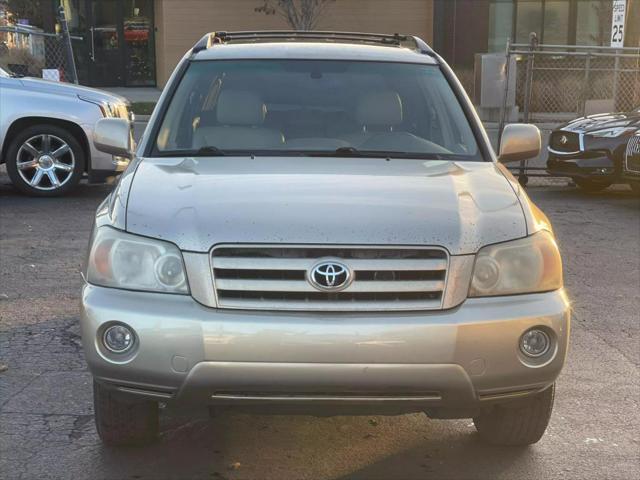 used 2006 Toyota Highlander car, priced at $5,999