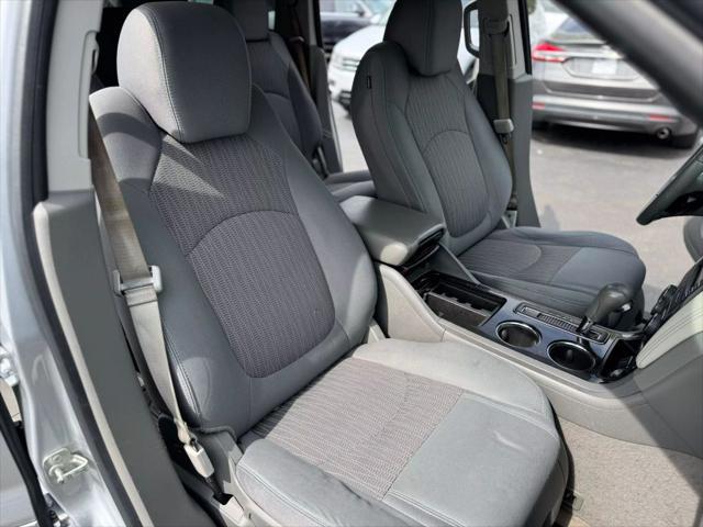 used 2015 Chevrolet Traverse car, priced at $7,999