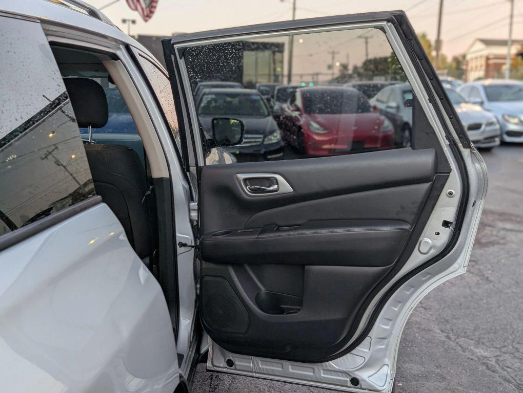 used 2018 Nissan Pathfinder car, priced at $7,999