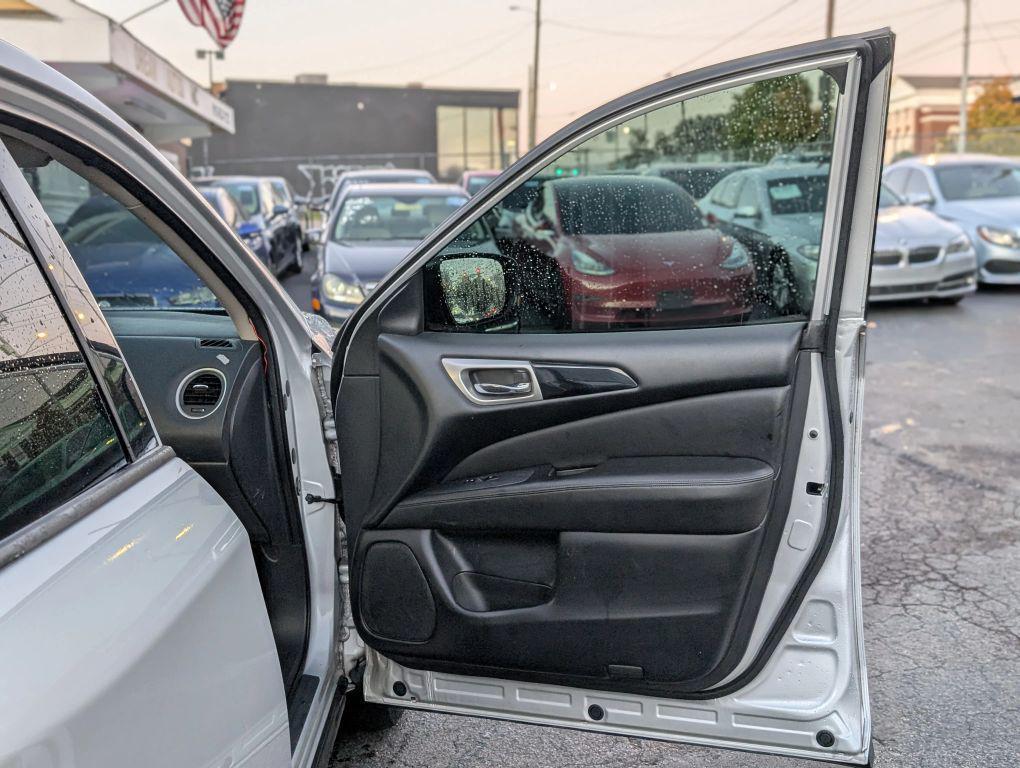 used 2018 Nissan Pathfinder car, priced at $7,999