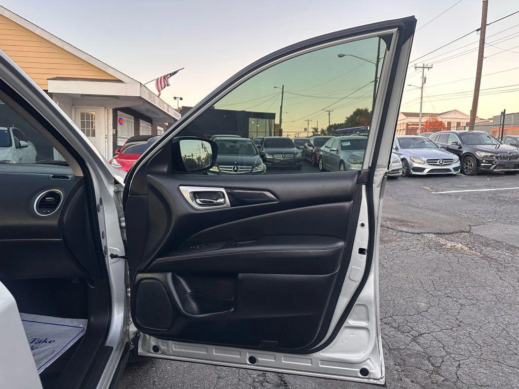 used 2018 Nissan Pathfinder car, priced at $7,999