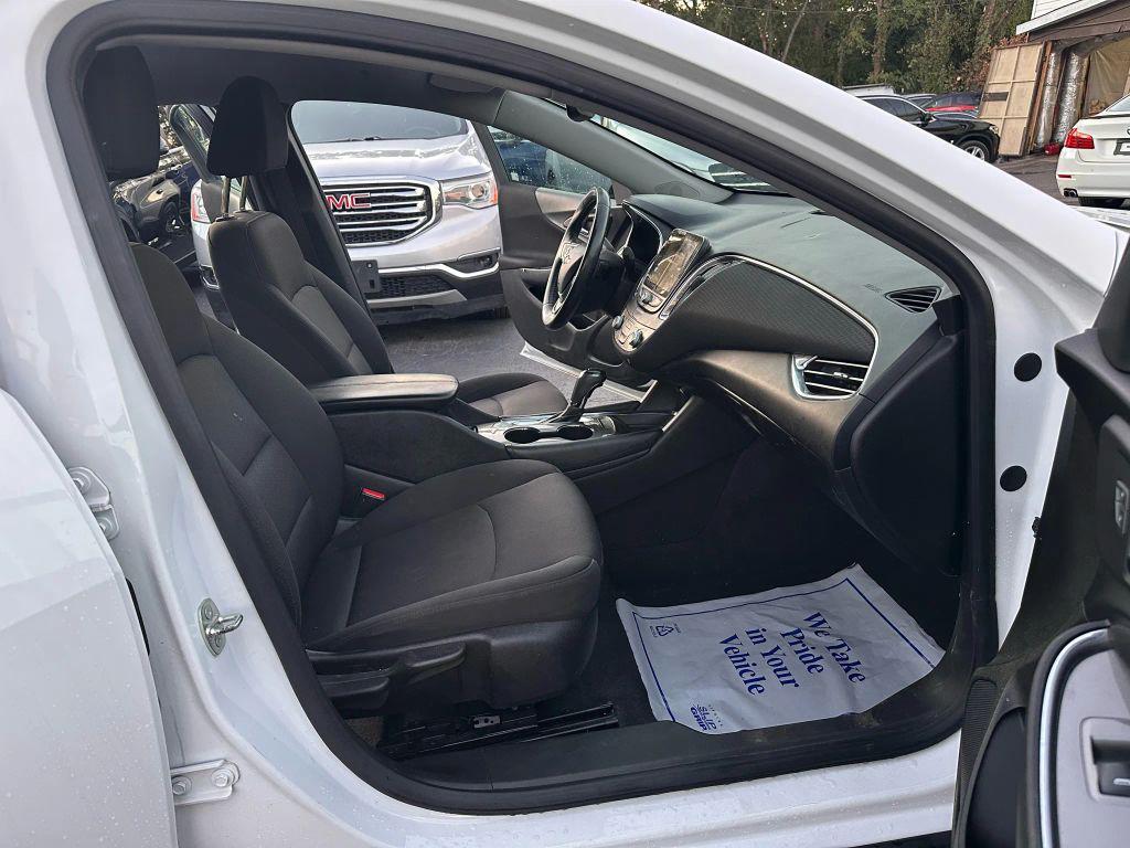 used 2018 Chevrolet Malibu car, priced at $9,499