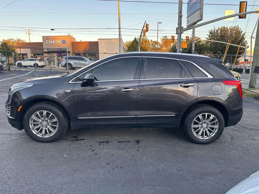 used 2017 Cadillac XT5 car, priced at $9,999