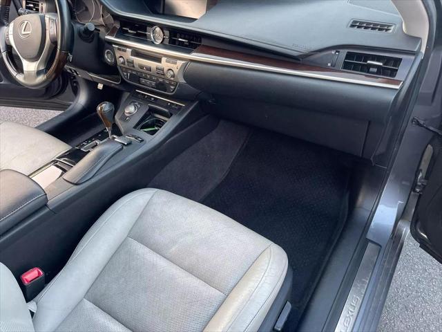 used 2013 Lexus ES 350 car, priced at $10,499