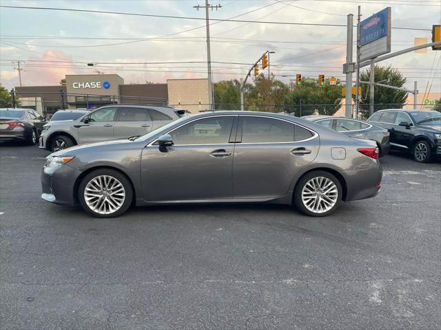 used 2013 Lexus ES 350 car, priced at $10,499