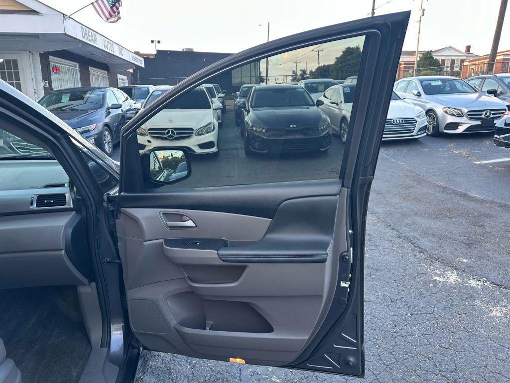 used 2013 Honda Odyssey car, priced at $7,999
