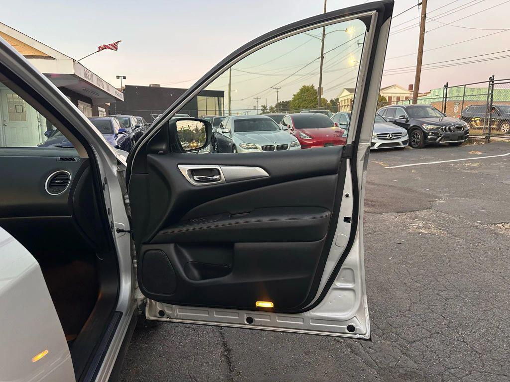 used 2019 Nissan Pathfinder car, priced at $11,999