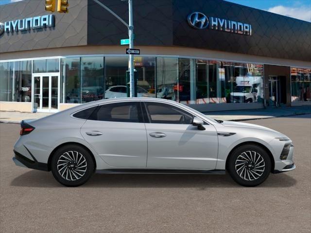 new 2025 Hyundai Sonata Hybrid car, priced at $38,342