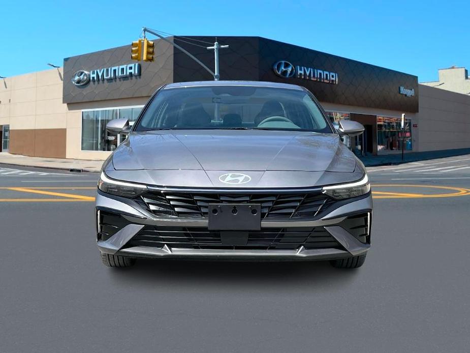 new 2024 Hyundai Elantra car, priced at $26,970