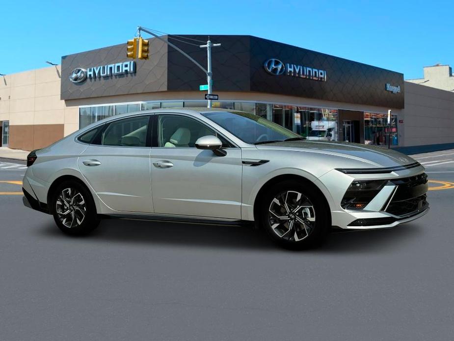 new 2025 Hyundai Sonata car, priced at $30,950