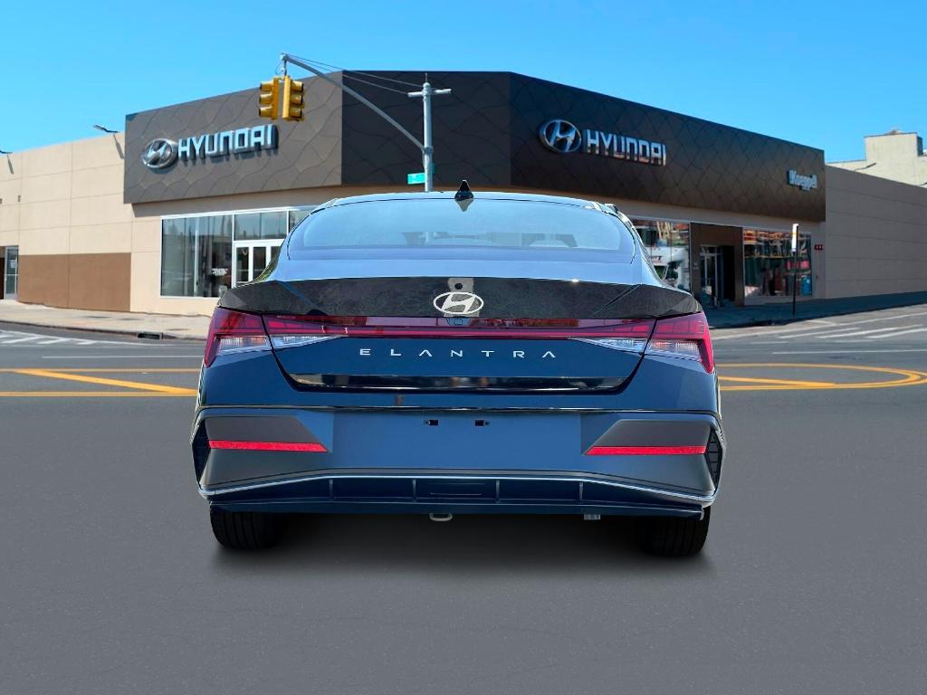 new 2024 Hyundai Elantra car, priced at $25,470