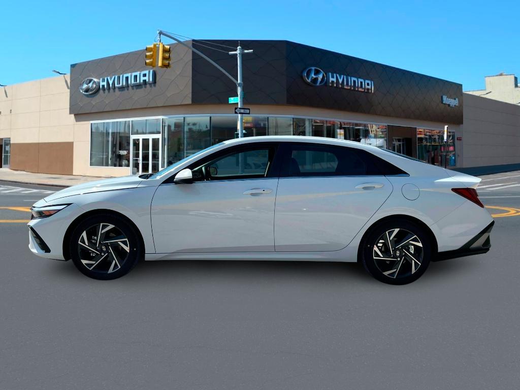 new 2024 Hyundai Elantra car, priced at $25,900