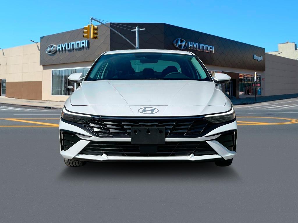 new 2024 Hyundai Elantra car, priced at $25,900