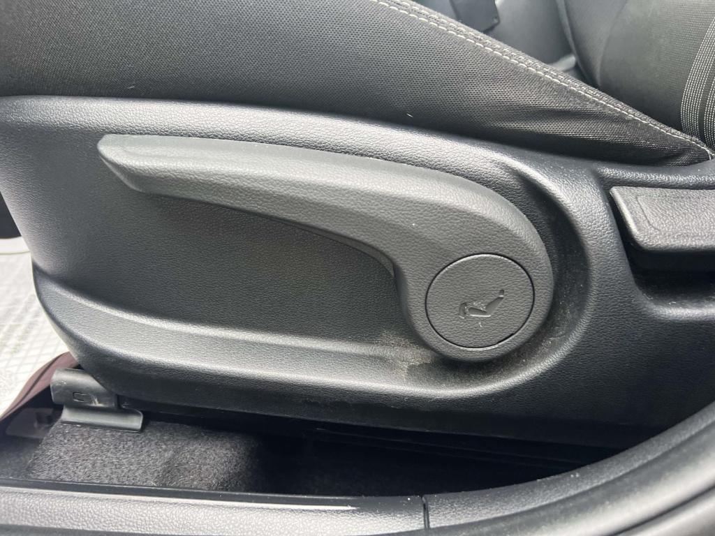 used 2023 Hyundai Venue car, priced at $18,495