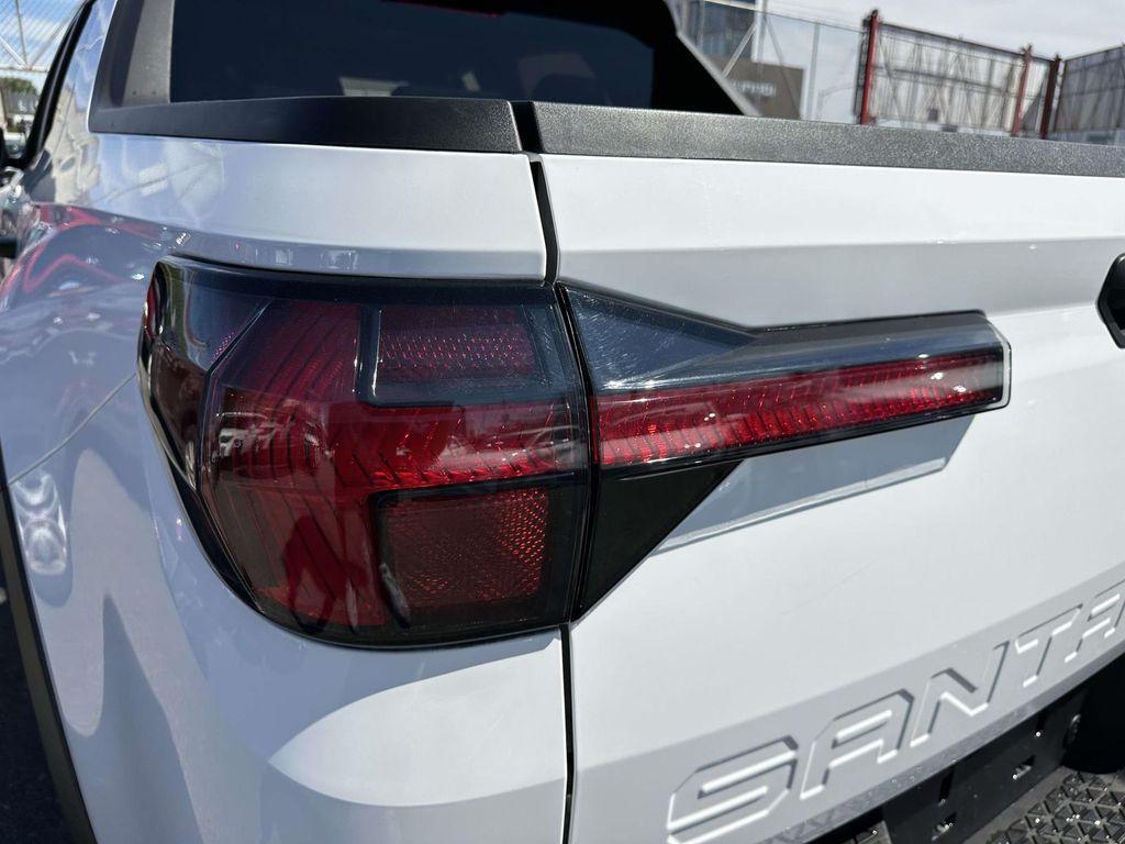 used 2024 Hyundai SANTA CRUZ car, priced at $27,900