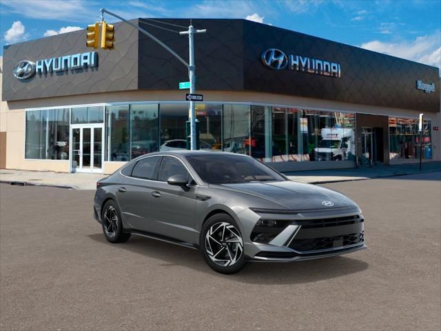 new 2025 Hyundai Sonata car, priced at $32,040