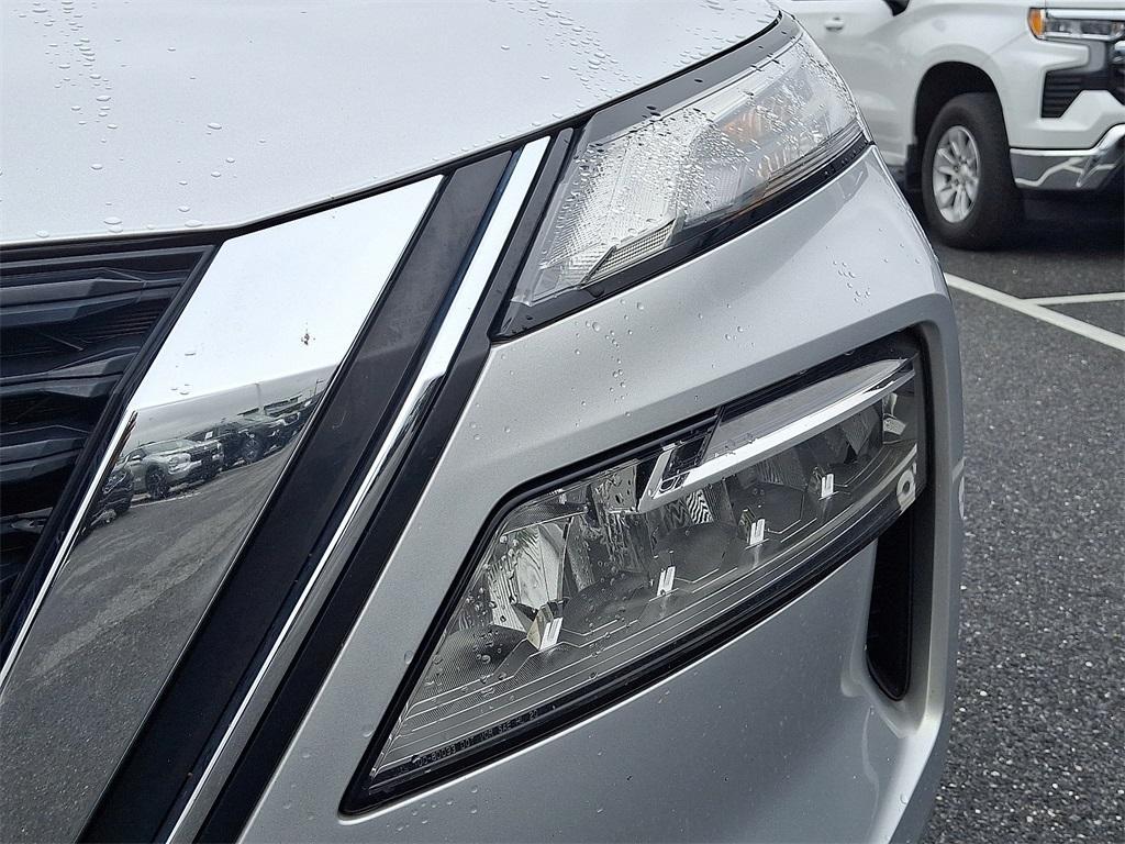 used 2022 Nissan Rogue car, priced at $18,499