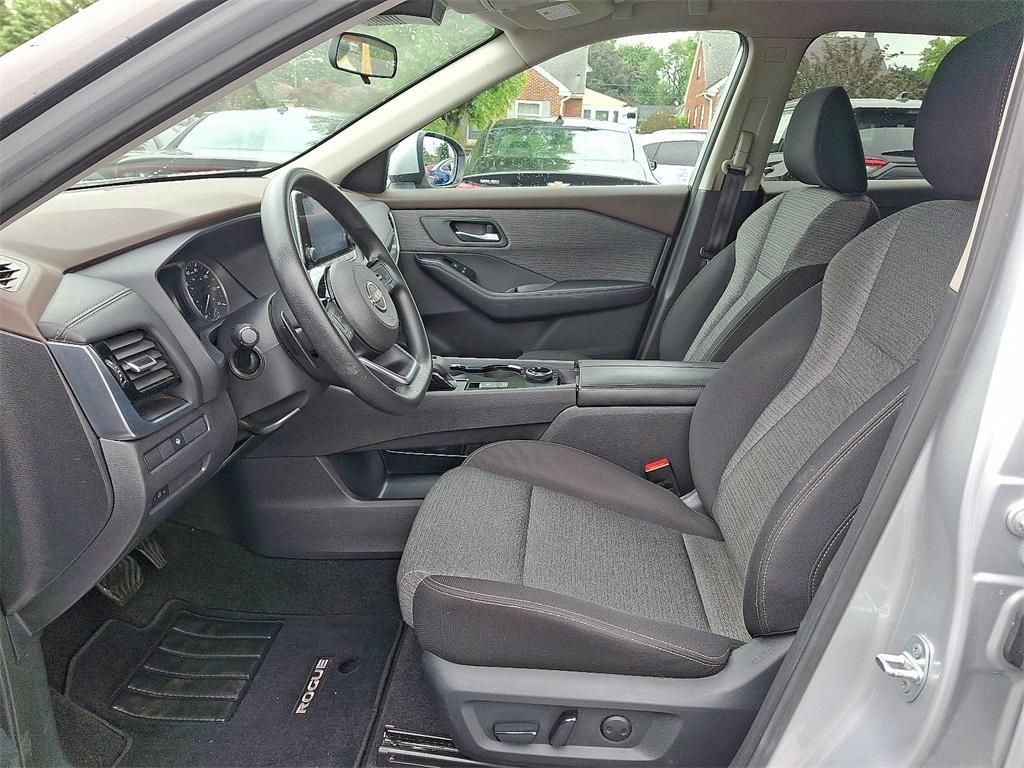 used 2022 Nissan Rogue car, priced at $18,499