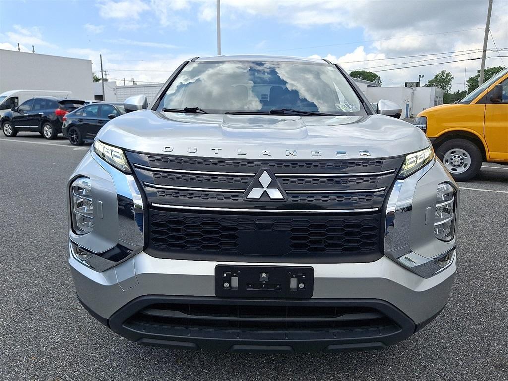 used 2022 Mitsubishi Outlander car, priced at $19,994