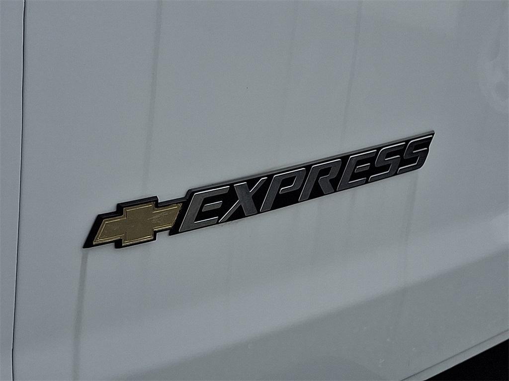 new 2025 Chevrolet Express 3500 car, priced at $52,135