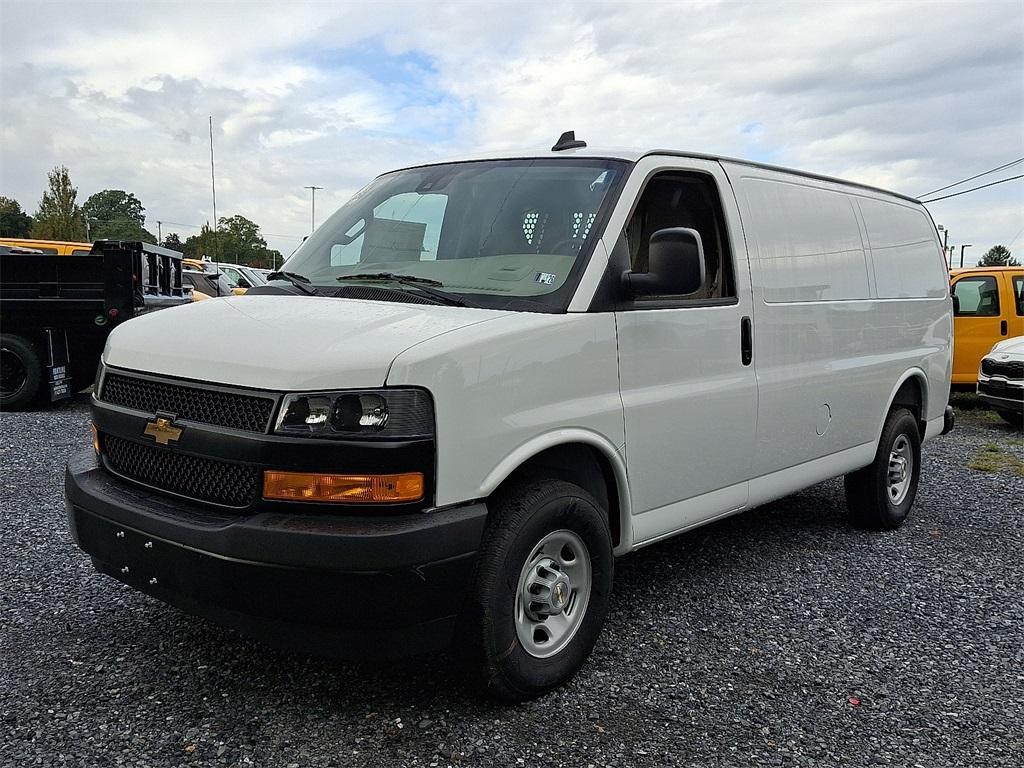 new 2025 Chevrolet Express 3500 car, priced at $52,135