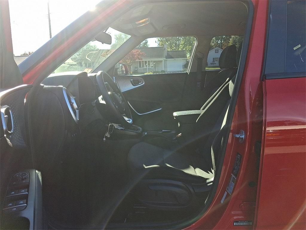 used 2023 Kia Soul car, priced at $15,919