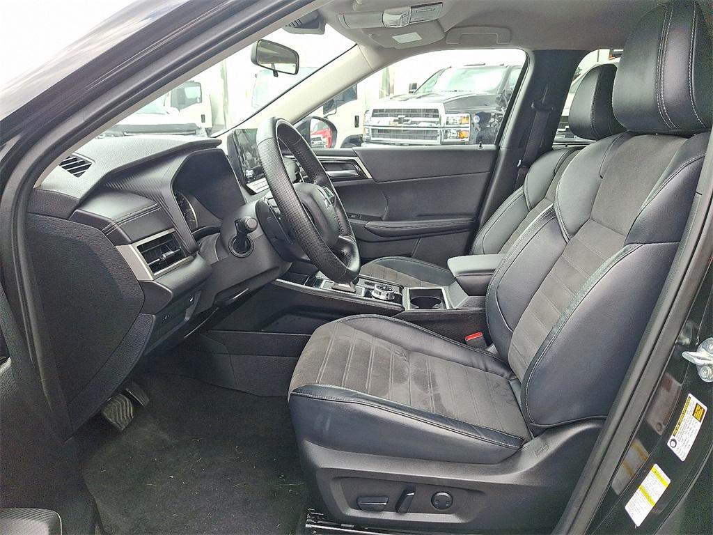 used 2024 Mitsubishi Outlander car, priced at $27,743
