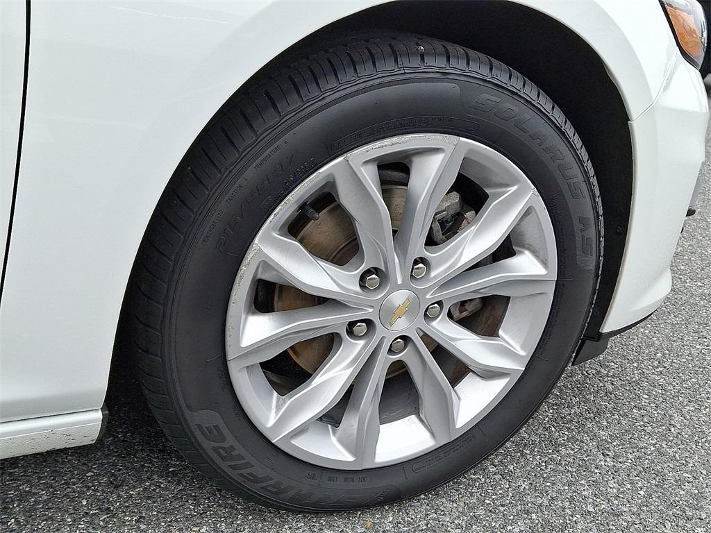 used 2023 Chevrolet Malibu car, priced at $19,554