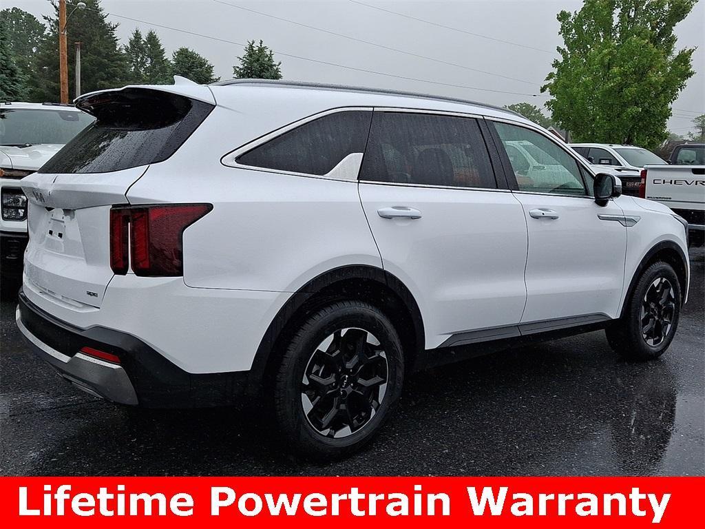 used 2024 Kia Sorento car, priced at $29,900