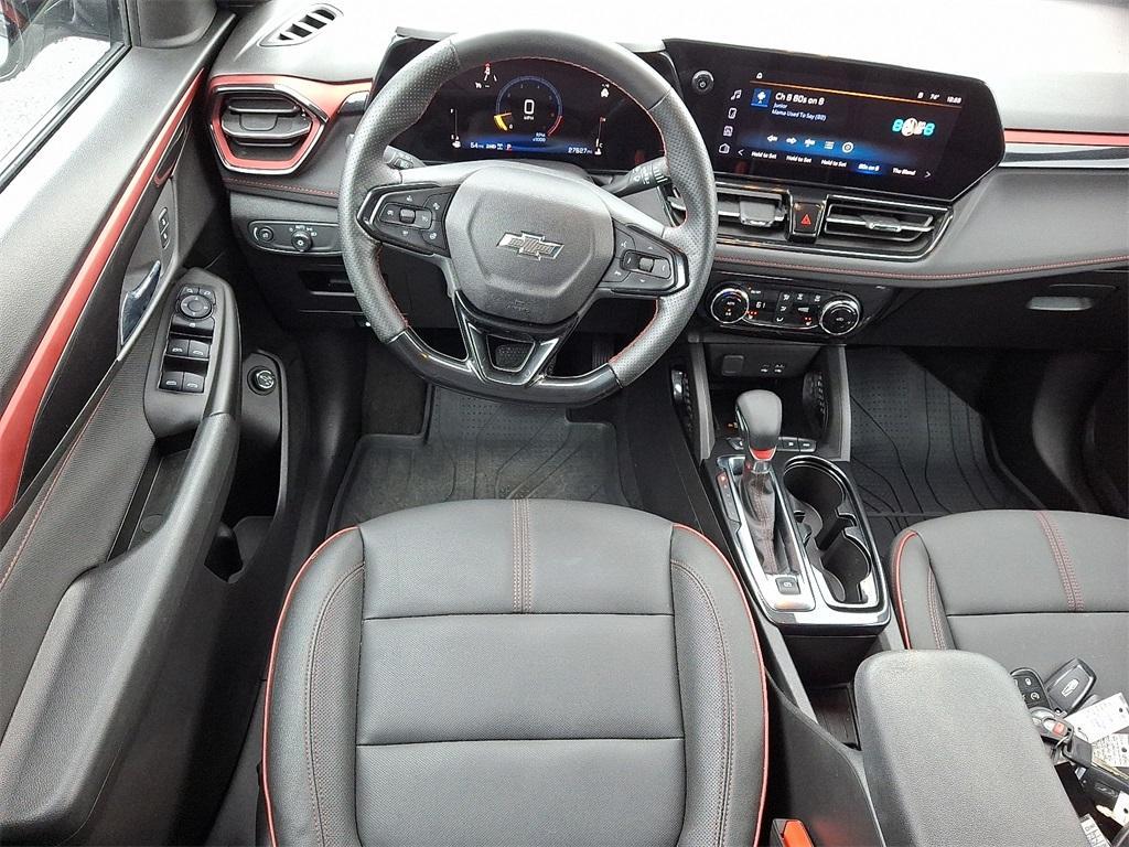 used 2025 Chevrolet TrailBlazer car, priced at $27,610