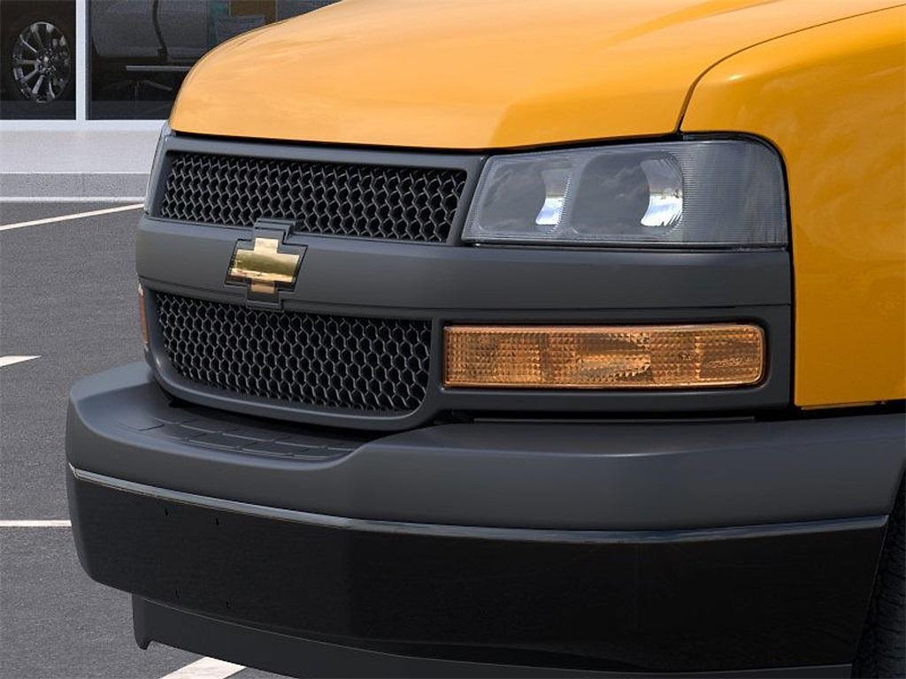 new 2025 Chevrolet Express 3500 car