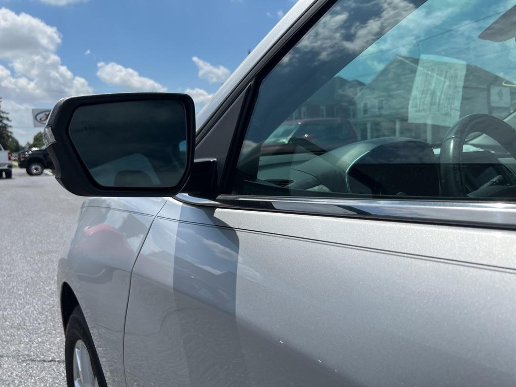 used 2019 Chevrolet Equinox car, priced at $17,551