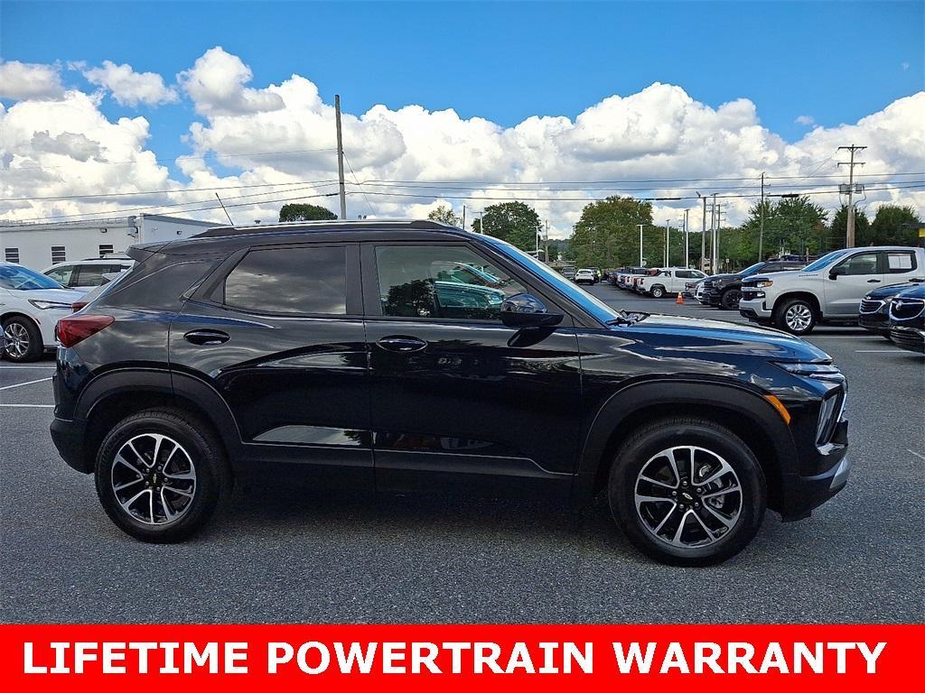 used 2024 Chevrolet TrailBlazer car, priced at $22,700