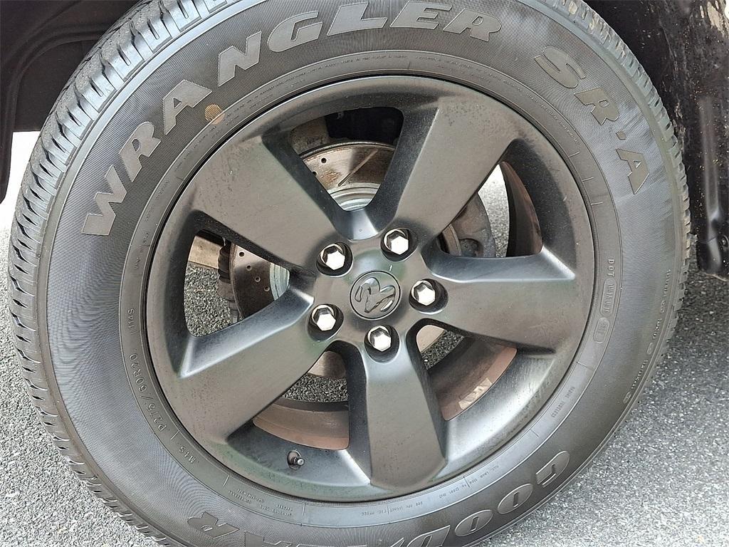 used 2019 Ram 1500 Classic car, priced at $18,982