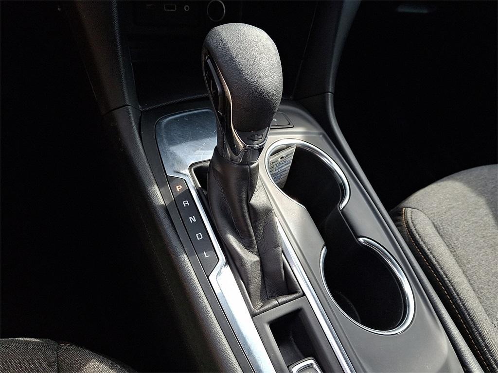 used 2024 Chevrolet Equinox car, priced at $19,700