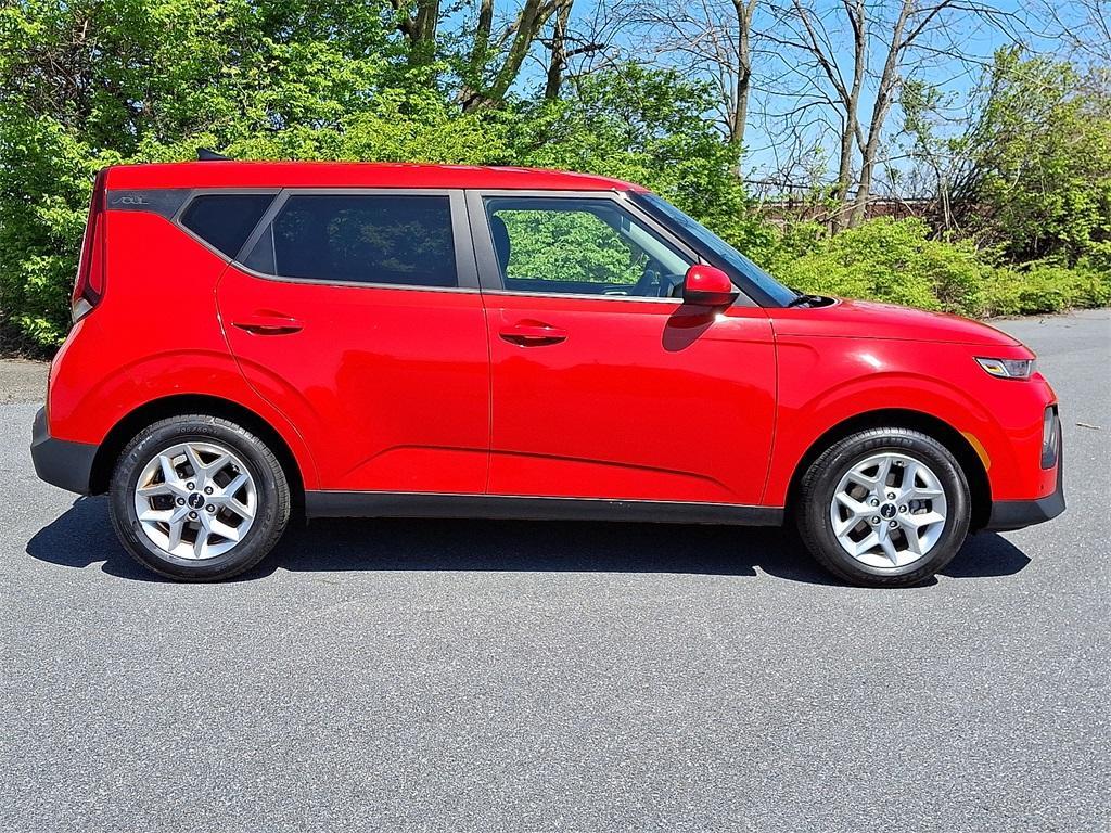 used 2022 Kia Soul car, priced at $17,438