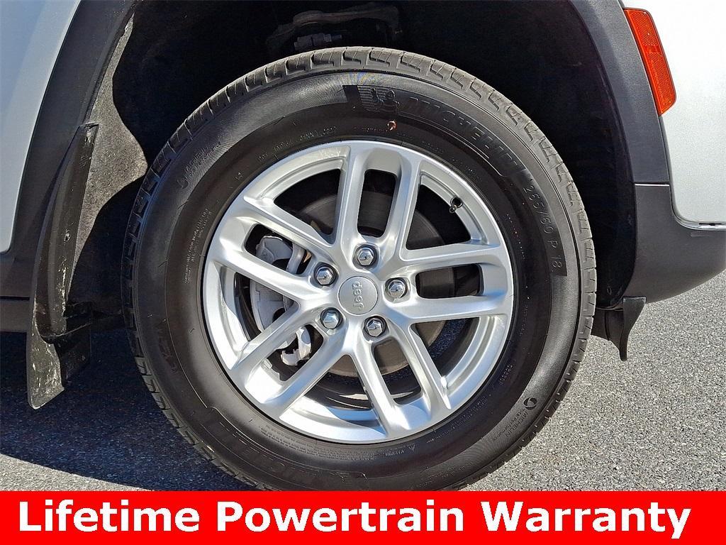 used 2024 Jeep Grand Cherokee car, priced at $32,491