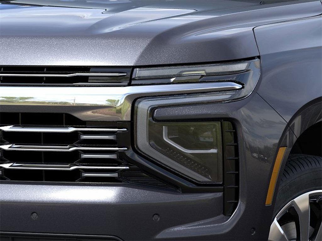 new 2025 Chevrolet Suburban car