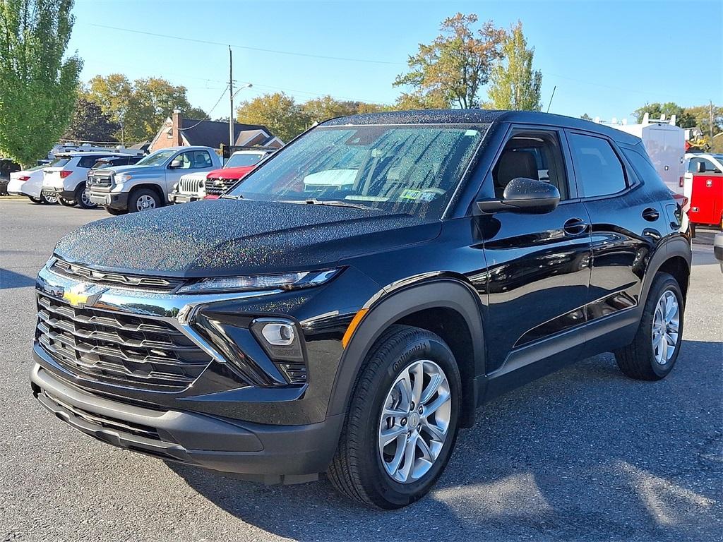 used 2025 Chevrolet TrailBlazer car, priced at $24,779