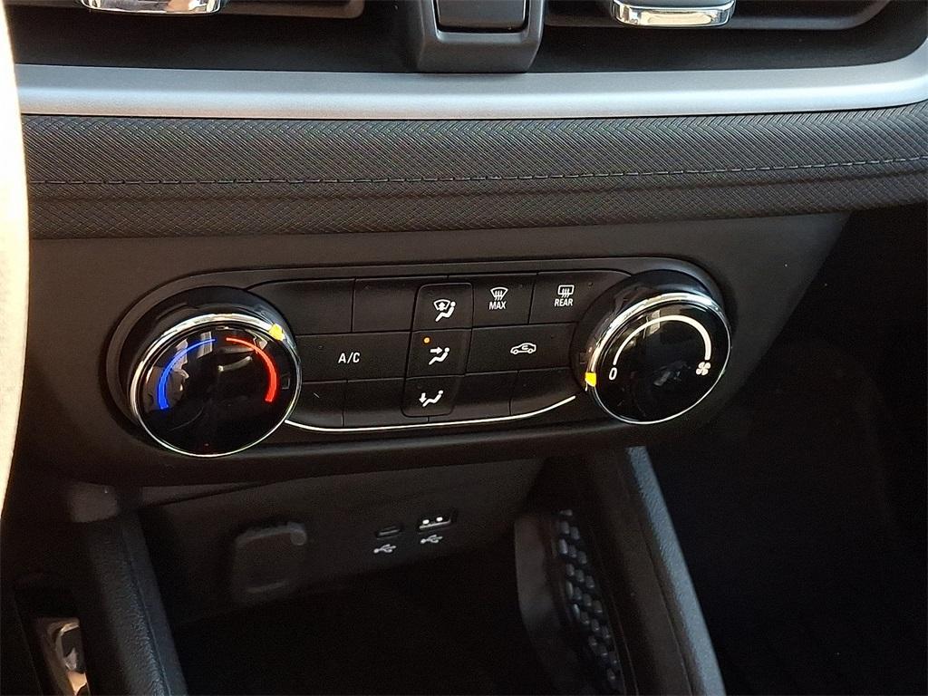used 2025 Chevrolet TrailBlazer car, priced at $24,779