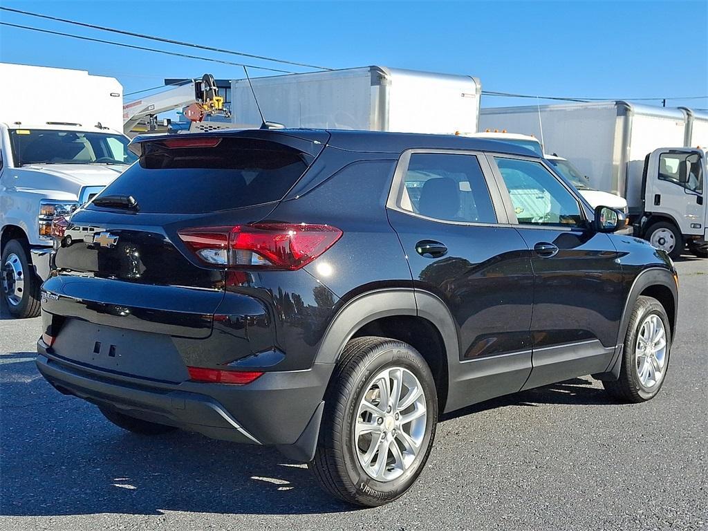 used 2025 Chevrolet TrailBlazer car, priced at $24,779