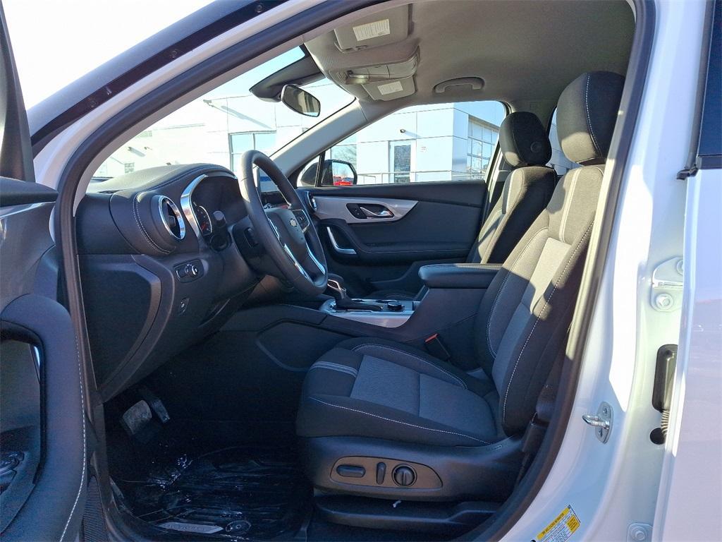 new 2025 Chevrolet Blazer car, priced at $39,990