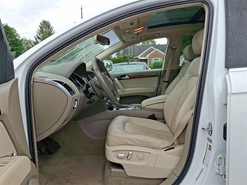 used 2015 Audi Q7 car, priced at $15,000