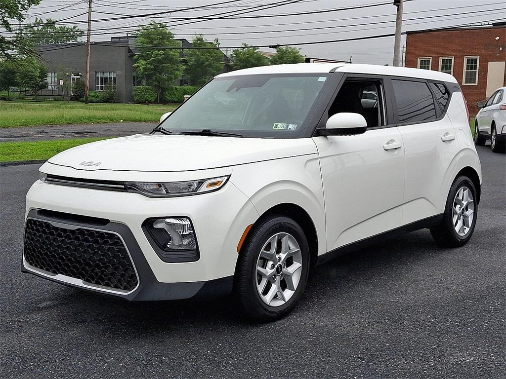 used 2022 Kia Soul car, priced at $17,568