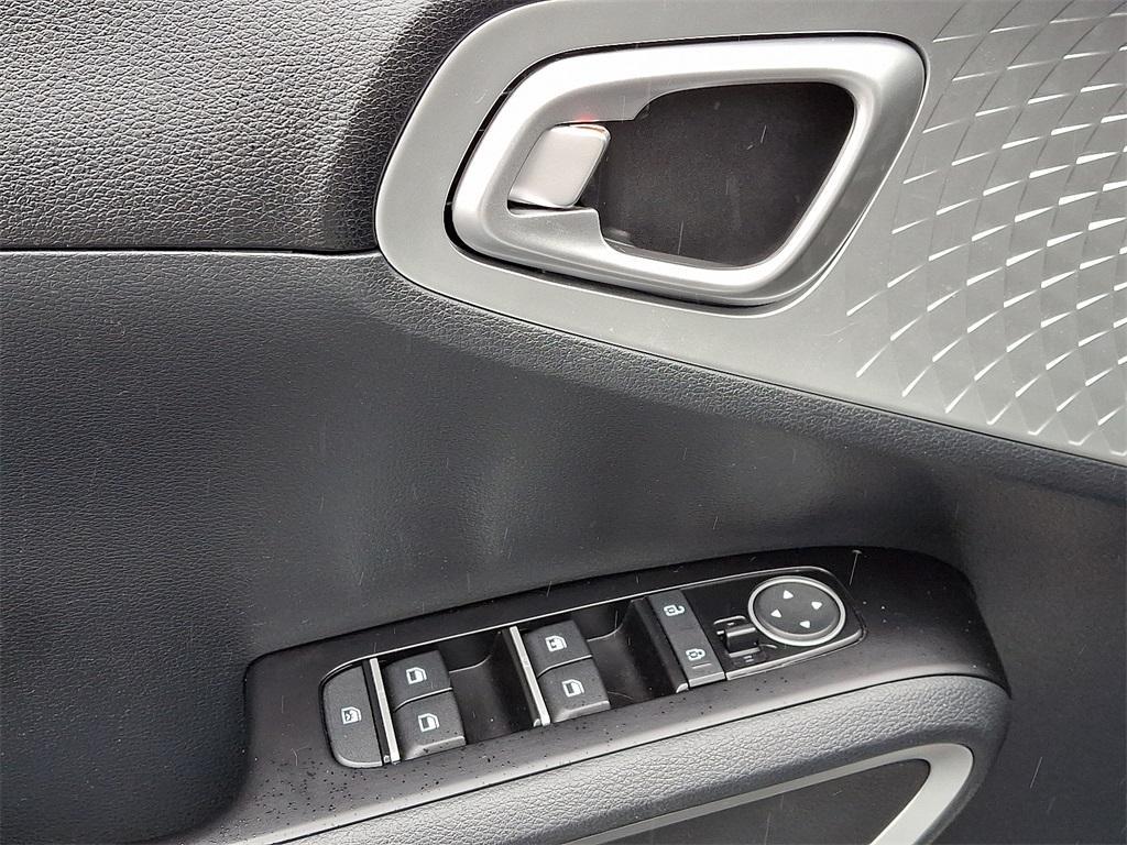used 2022 Kia Soul car, priced at $17,568
