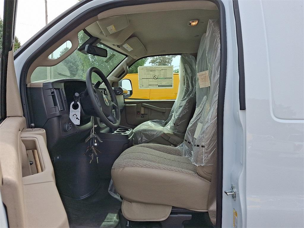new 2025 Chevrolet Express 3500 car, priced at $52,135